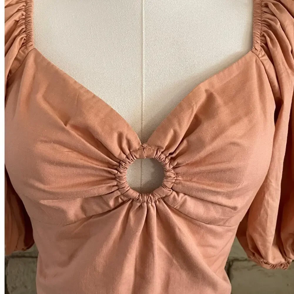 Abercrombie & Fitch Drama Puff Sleeve O-Ring Sweetheart Crop Top Peach Size‎ XS